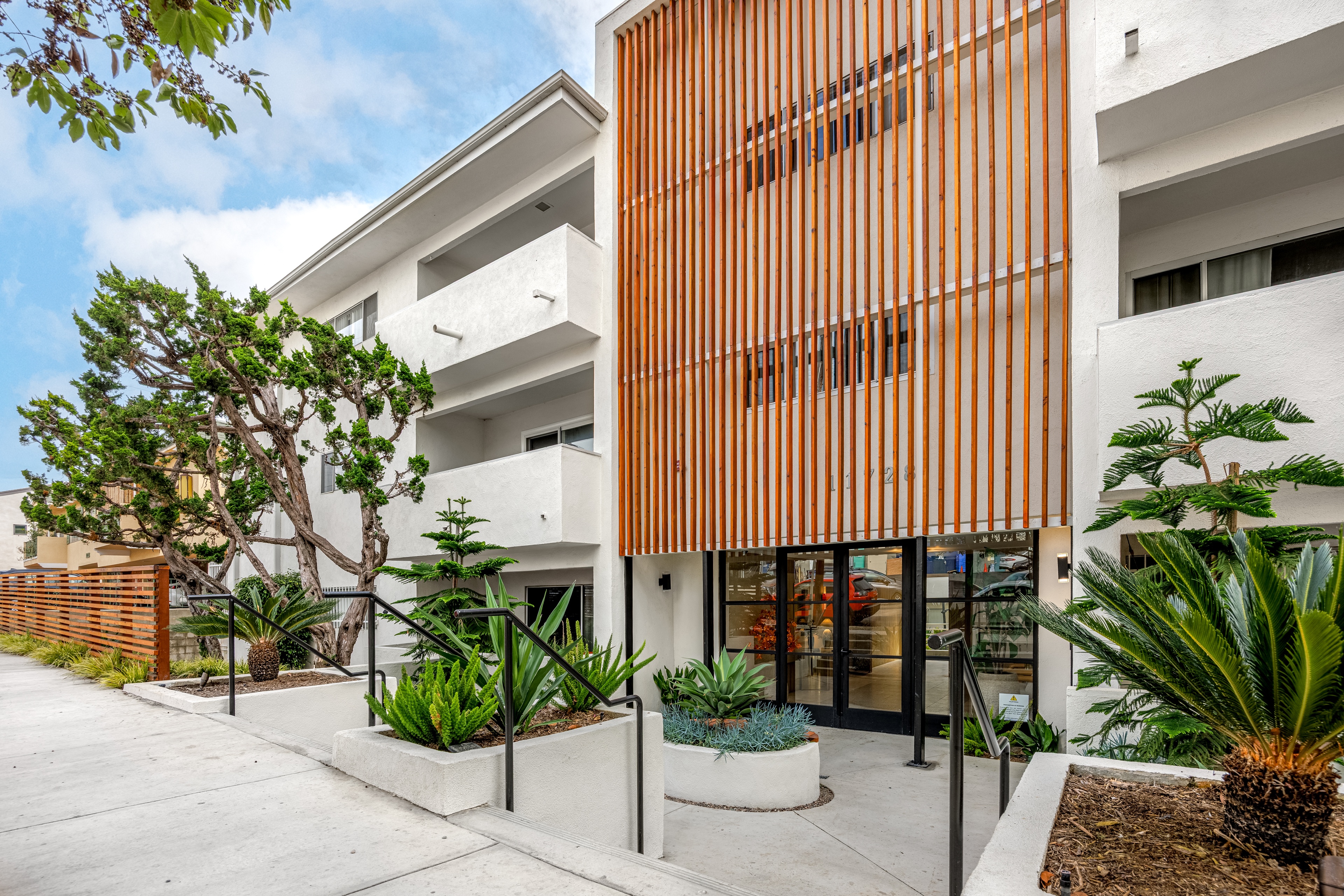 property for rent #4